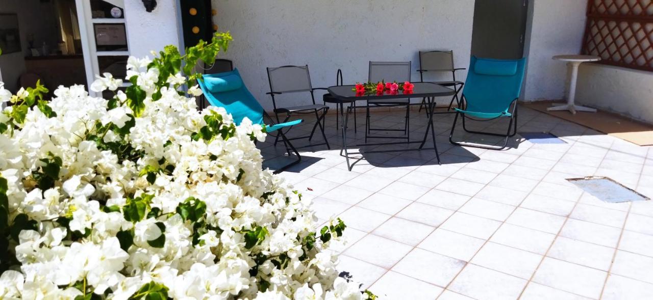 Cleo Rooms 250M From The Beach Malia Exteriör bild