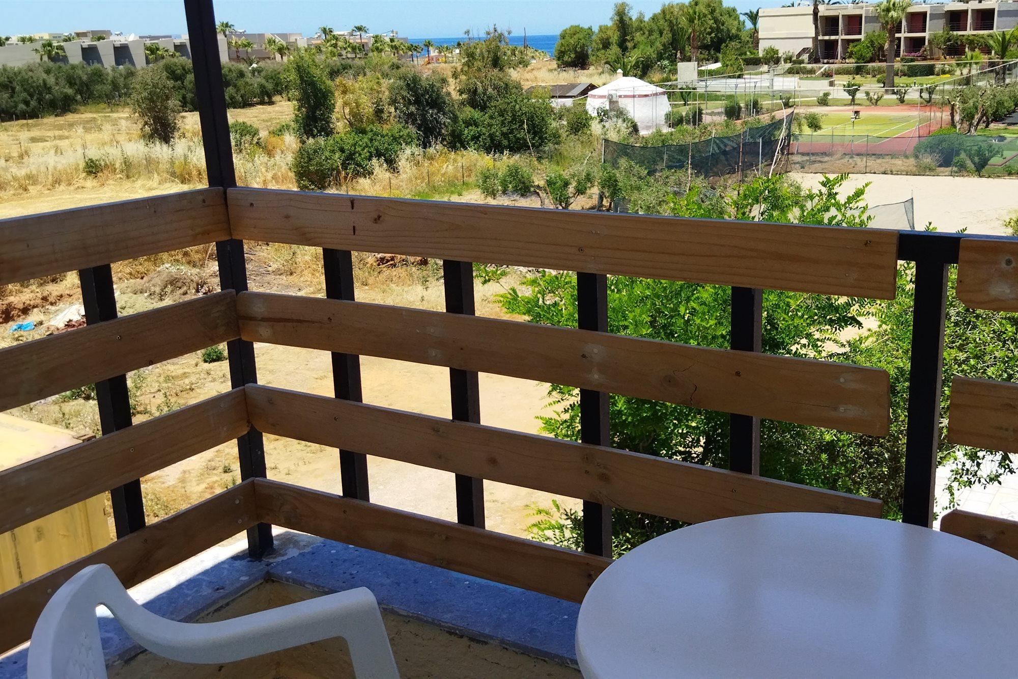 Cleo Rooms 250M From The Beach Malia Exteriör bild