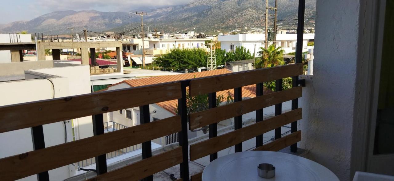 Cleo Rooms 250M From The Beach Malia Exteriör bild
