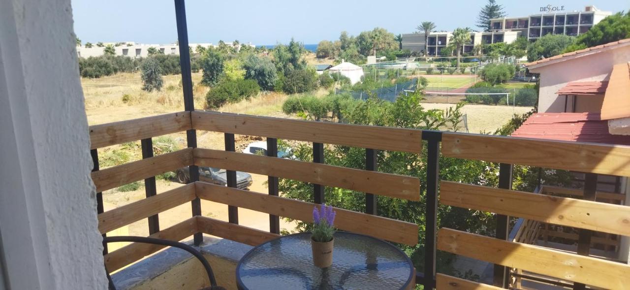 Cleo Rooms 250M From The Beach Malia Exteriör bild