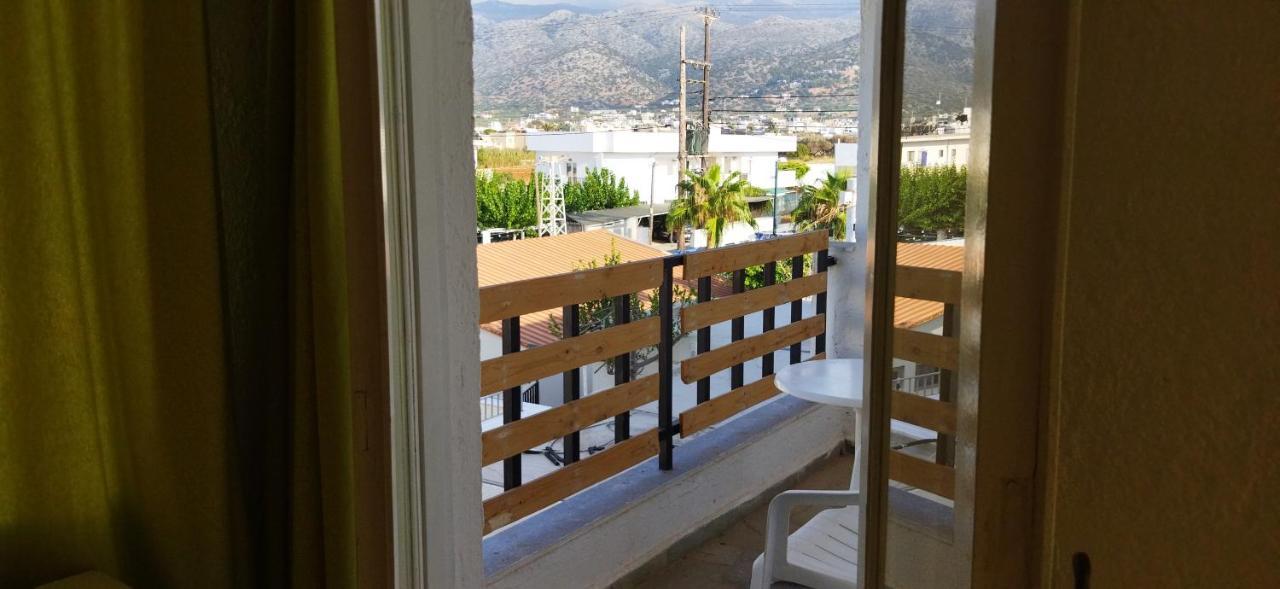 Cleo Rooms 250M From The Beach Malia Exteriör bild