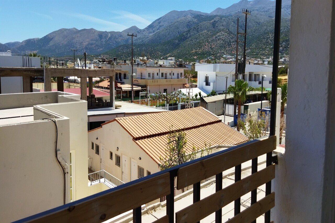 Cleo Rooms 250M From The Beach Malia Exteriör bild