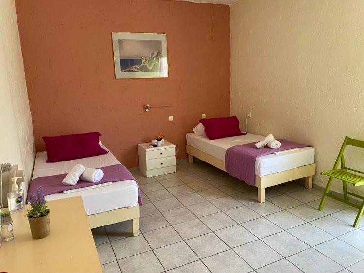 Cleo Rooms 250M From The Beach Malia Exteriör bild